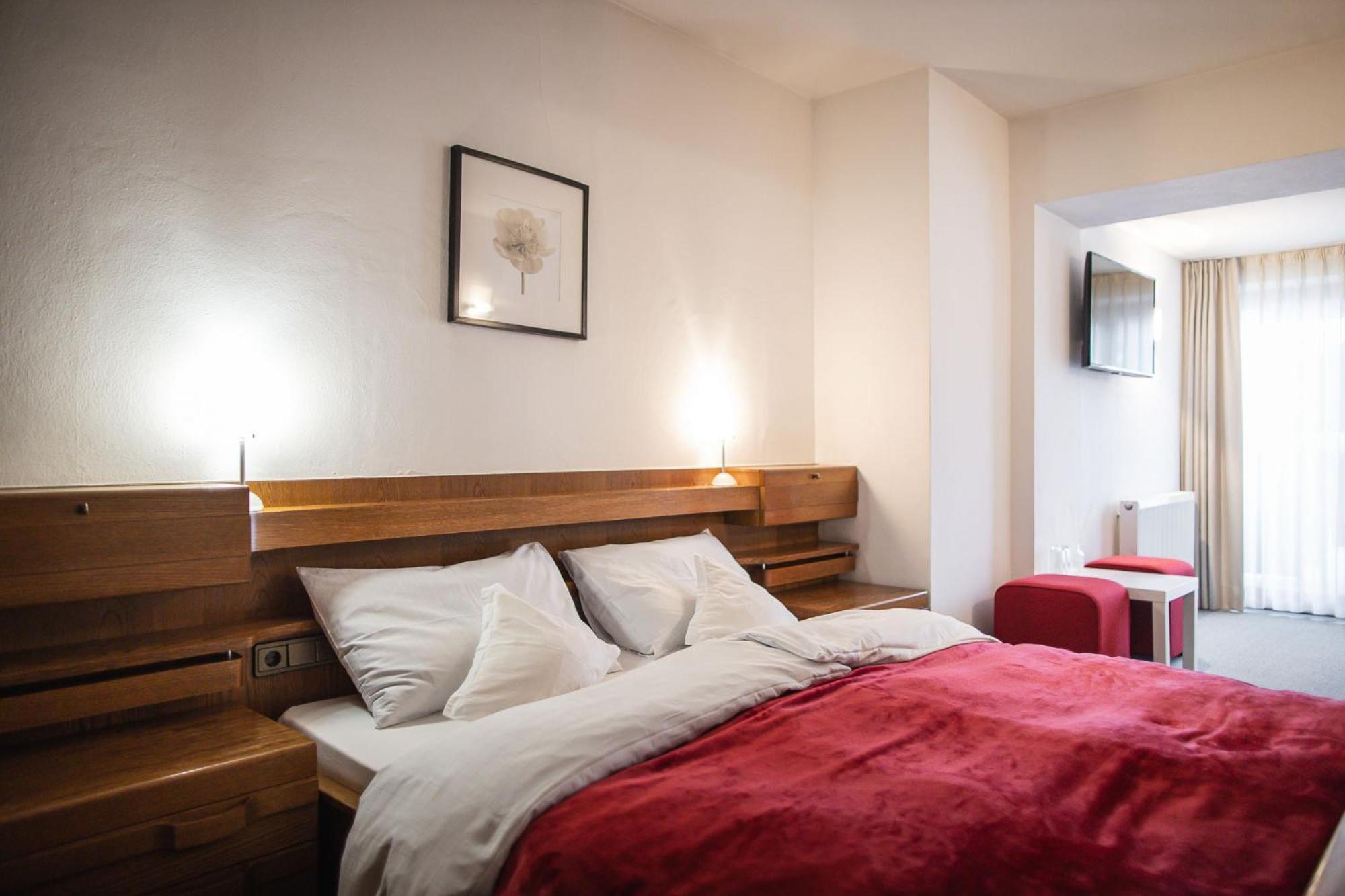 Hotel Muehlwald Bagian luar foto