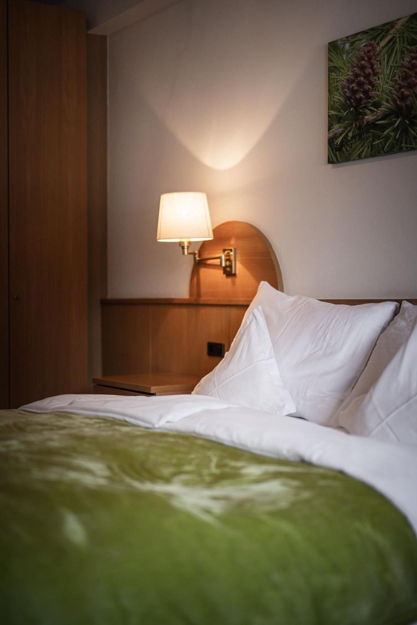 Hotel Muehlwald Bagian luar foto