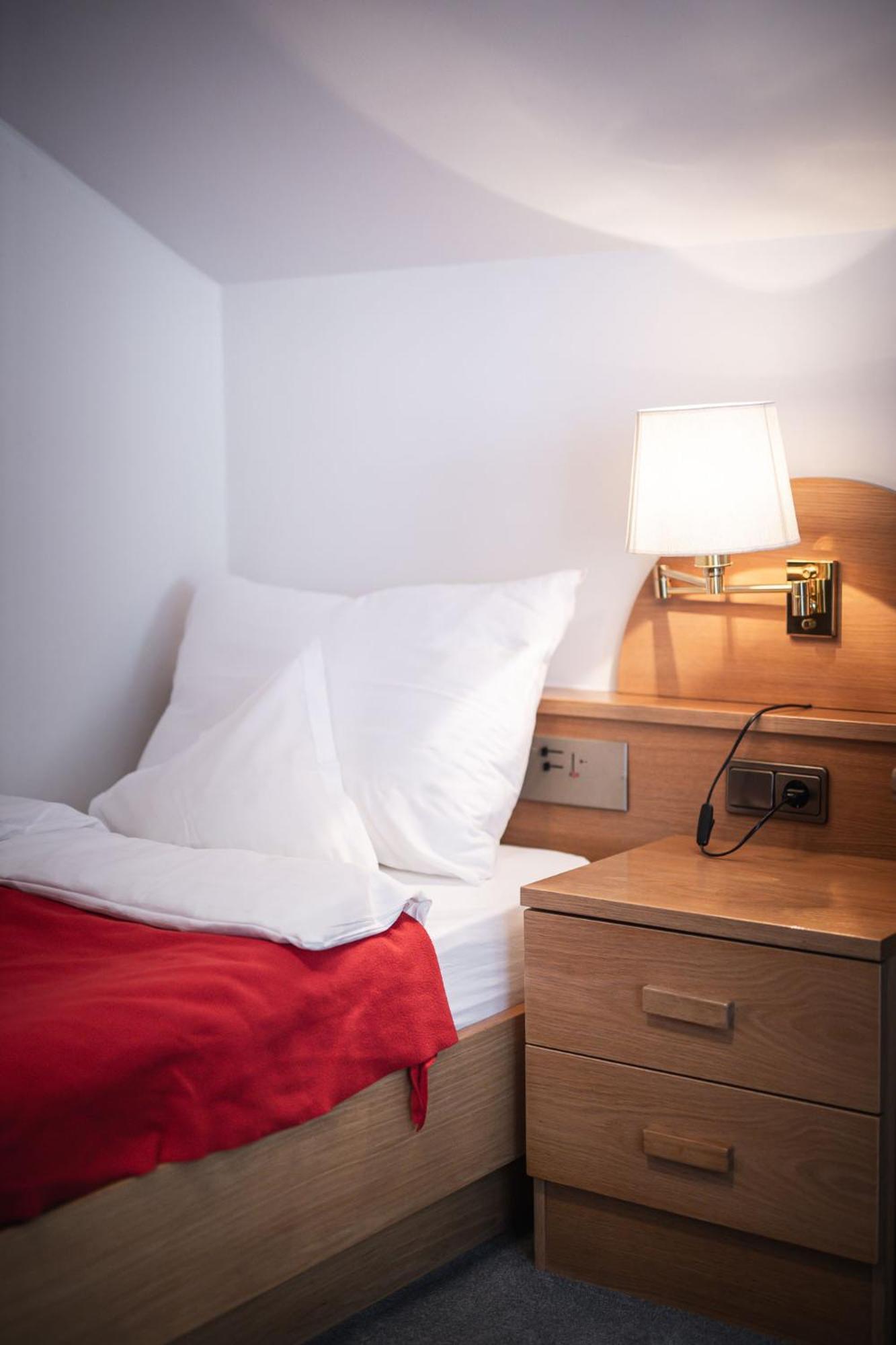 Hotel Muehlwald Bagian luar foto