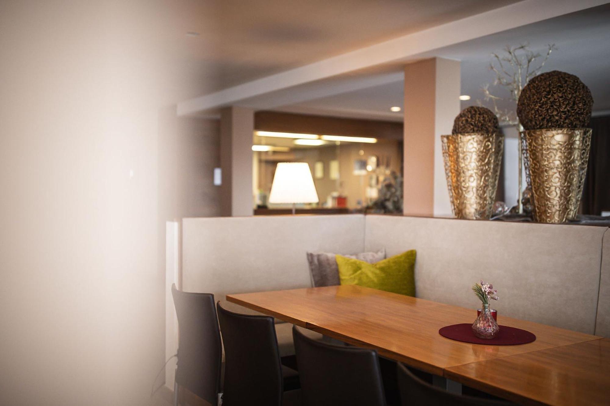 Hotel Muehlwald Bagian luar foto